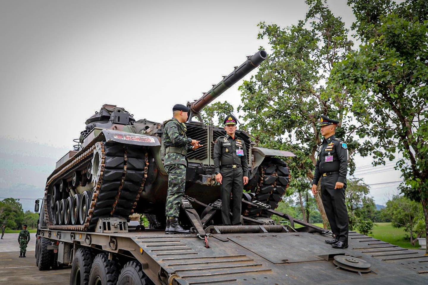 " เราพร้อมสนับสนุนการเคลื่อนย้ายในทุกภารกิจ เพราะเรา คือ หลักประกันความพร้อมรบของหน่วยทหารม้ารถถัง"