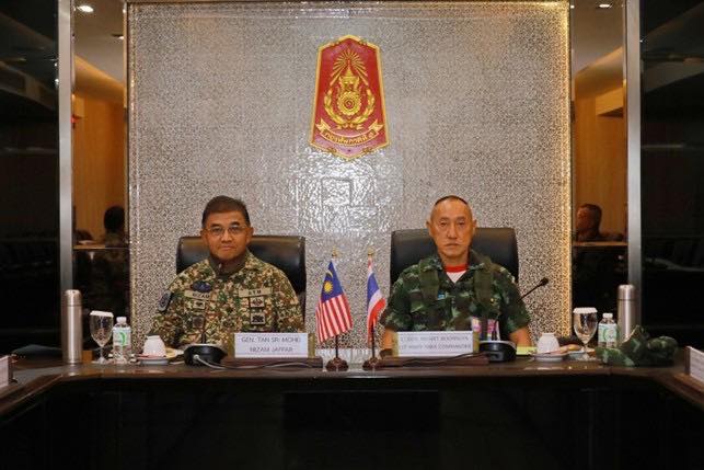 กองทัพบกต้อนรับผู้บัญชาการทหารสูงสุดมาเลเซีย เข้าหารือแม่ทัพภาคที่ 1 และแม่ทัพภาคที่ 2  รับทราบข้อเท็จจริงกรณีปัญหาชายแดนไทย - กัมพูชา ก่อนส่งทีมสังเกตการณ์ลงพื้นที่